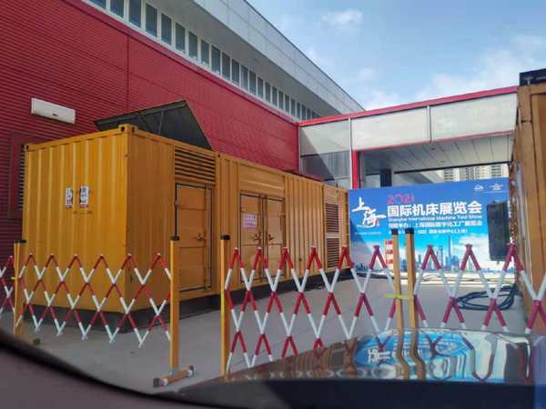 呼兰发电车出租-发电机无电压或电压太低怎么办？