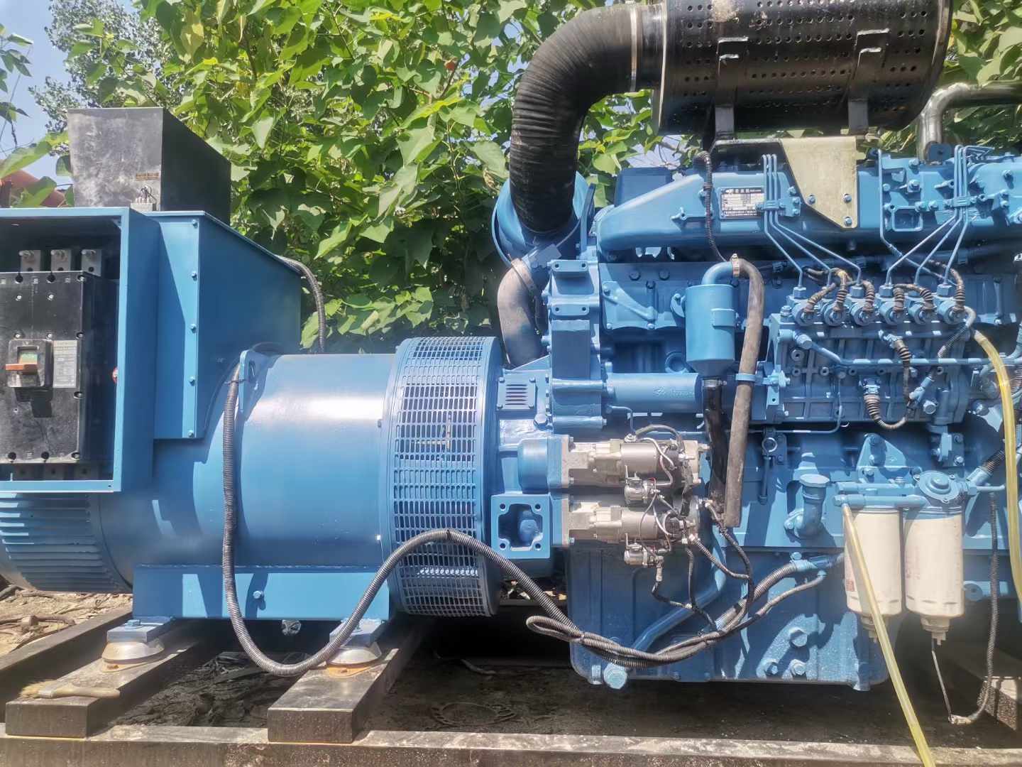 呼兰详细说明降低 800kW 柴油发电机输出电流波动的方法