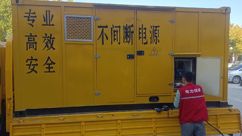 呼兰柴油发电机组和UPS电源配合使用时，如何避免切换过程中的电力中断？